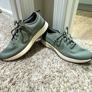 Nike Green Sneakers